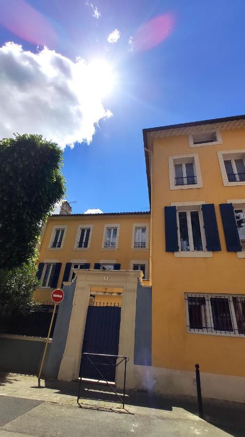 A deux pas du Théatre Apartamento Orange  Exterior foto
