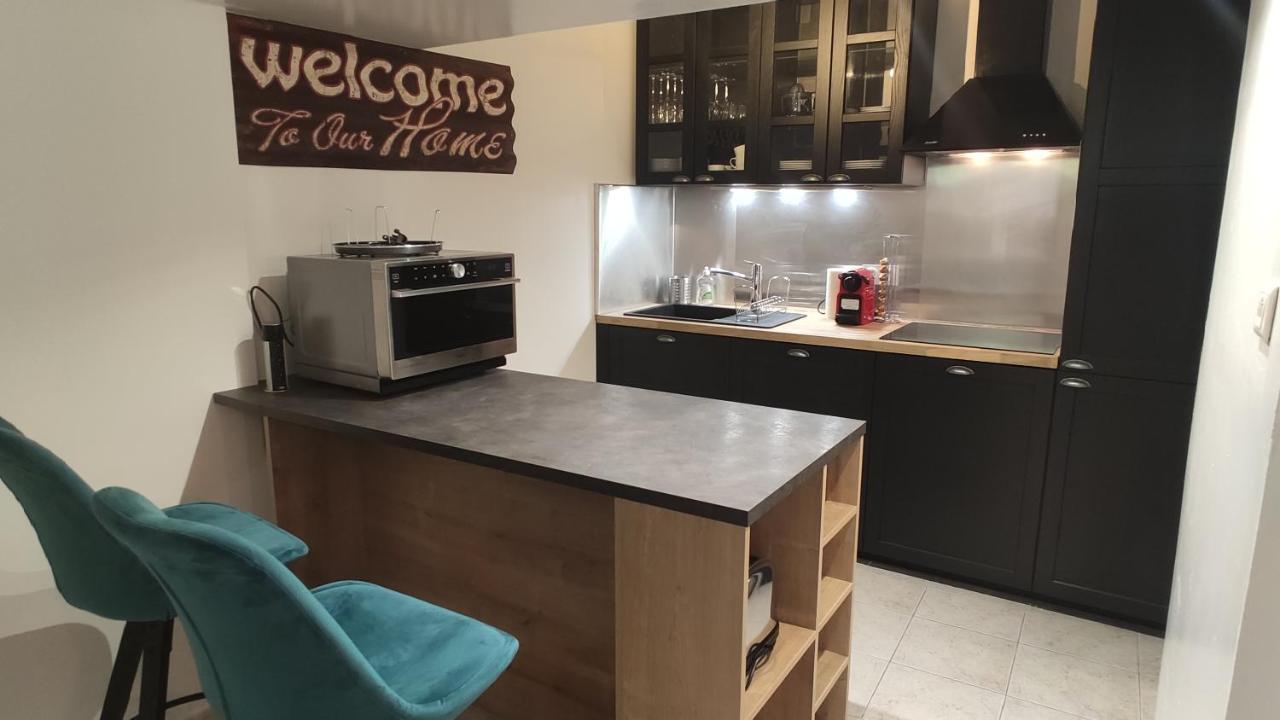 A deux pas du Théatre Apartamento Orange  Exterior foto